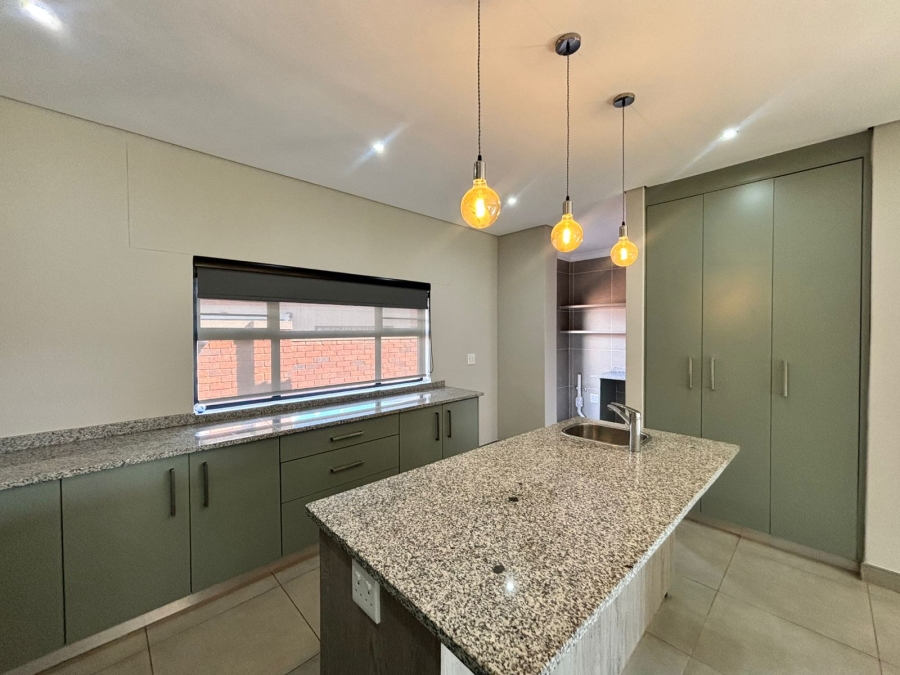 3 Bedroom Property for Sale in Van Der Hoff Park North West